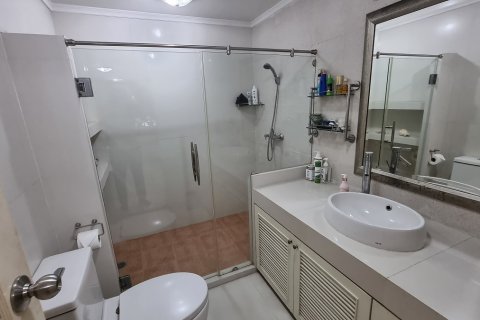 Condo à Watthana, Bangkok, Thaïlande, 3 chambres № 200791 - photo 5