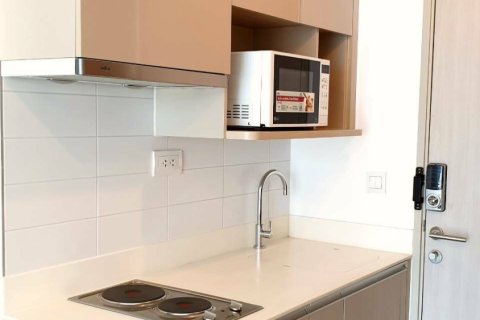 Studio dans le Condo à Bang Rak, Bangkok, Thaïlande  № 170916 - photo 4