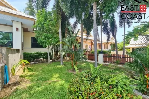 Casa de 3 dormitorios en Pattaya, Tailandia № 213116 - foto 6