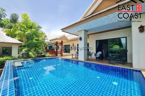 House in Pattaya, Thailand 3 bedrooms № 213116
