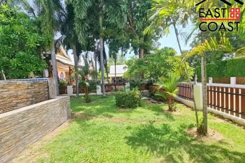 Casa de 3 dormitorios en Pattaya, Tailandia № 213116 - foto 5