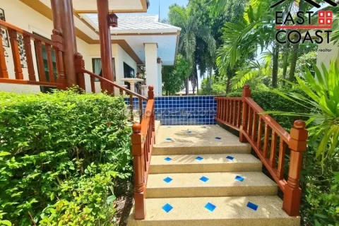 Casa de 3 dormitorios en Pattaya, Tailandia № 213116 - foto 11