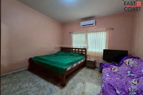 Casa de 2 dormitorios en Pattaya, Tailandia № 213119 - foto 11
