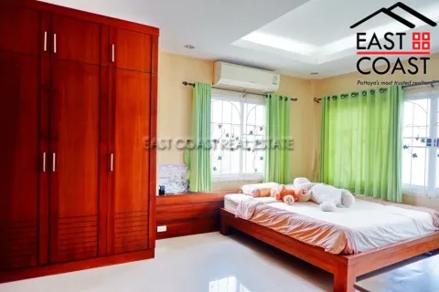 Casa de 5 dormitorios en Pattaya, Tailandia № 213118 - foto 16