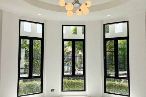 House in Kathu, Thailand 4 bedrooms № 120404 - photo 7