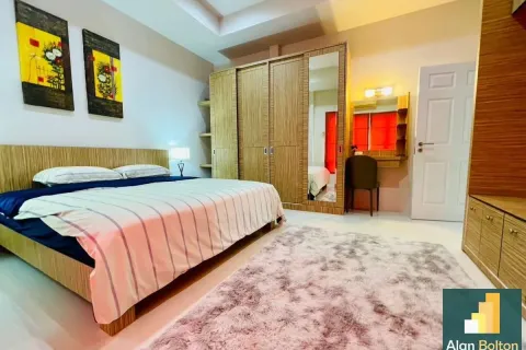 Casa de 3 dormitorios en Pattaya, Tailandia № 211556 - foto 16