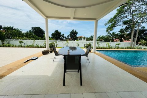 Maison à Pattaya, Thaïlande 8 chambres № 141958 - photo 5