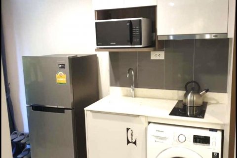 Studio in the Condo in Huai Khwang, Bangkok, Thailand  № 141956 - photo 3