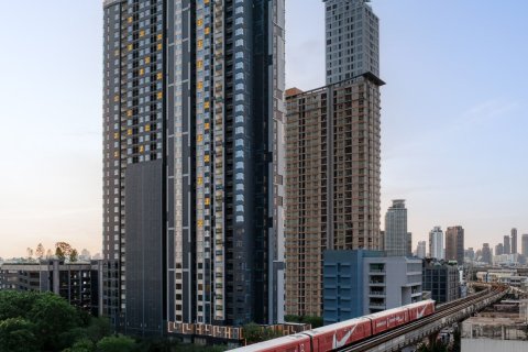 Studio dans le Condo à Khlong Toei, Bangkok, Thaïlande № 147962 - photo 5