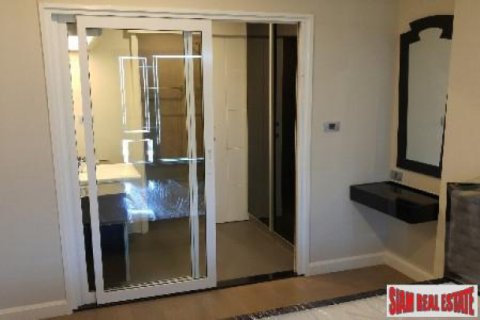 Apartment in Bangkok, Thailand 1 bedroom № 192871 - photo 5