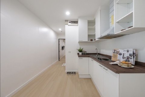 Condo in Yan Nawa, Bangkok, Thailand, 2 bedrooms  № 168970 - photo 9