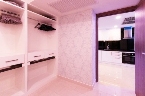 Condo in Pattaya, Thailand, 2 bedrooms  № 168964 - photo 20