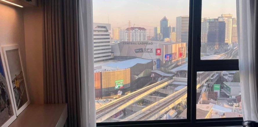 Studio in the Condo in Chatuchak, Bangkok, Thailand  № 168966