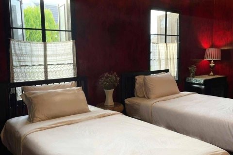 House in Chiang Mai, Thailand 8 bedrooms № 168969 - photo 17