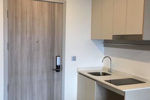 Studio dans le Condo à Sathon, Bangkok, Thaïlande  № 151915 - photo 8