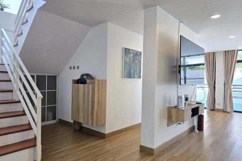 Maison à Chiang Mai, Thaïlande 4 chambres № 151918 - photo 14