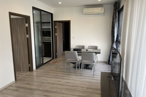 Condo in Huai Khwang, Bangkok, Thailand, 2 bedrooms  № 138027 - photo 7