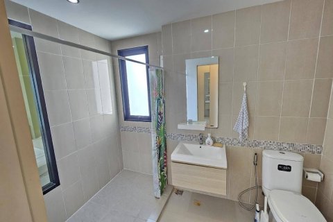 Condo à Suan Luang, Bangkok, Thaïlande, 2 chambres  № 138025 - photo 8