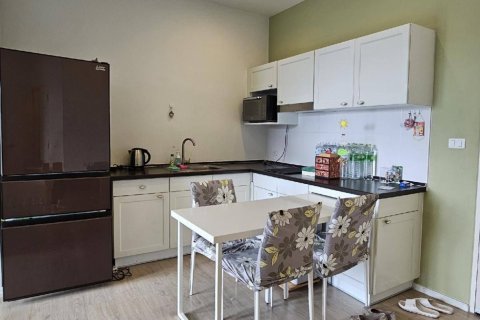 Condo à Suan Luang, Bangkok, Thaïlande, 2 chambres  № 138025 - photo 4