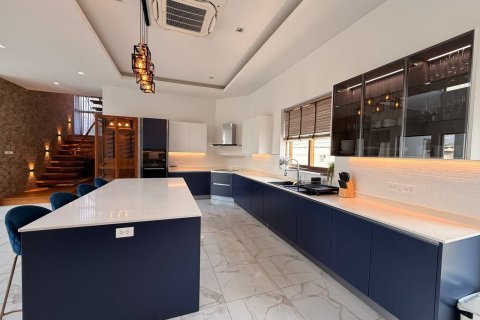 Villa à Pattaya, Thaïlande 6 chambres № 173532 - photo 16