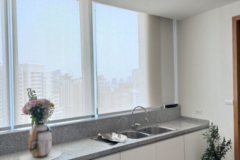 Condo in Khlong Toei, Bangkok, Thailand, 3 bedrooms  № 173527 - photo 5