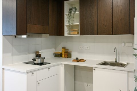 Studio in the Condo in Watthana, Bangkok, Thailand  № 173529 - photo 13