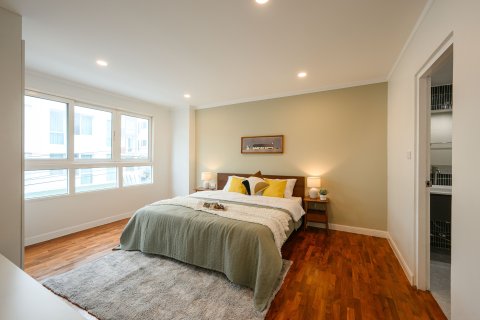 Studio in the Condo in Watthana, Bangkok, Thailand  № 173529 - photo 11