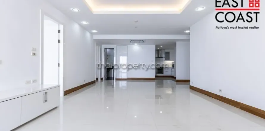 Condominio de 2 dormitorios en Jomtien Beach, Pattaya, Tailandia № 213491