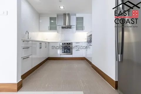 Condominio de 2 dormitorios en Jomtien Beach, Pattaya, Tailandia № 213491 - foto 9