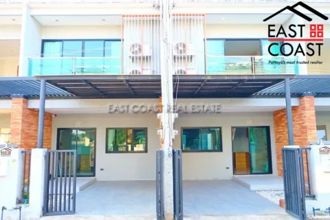 Casa de 2 dormitorios en Pattaya, Tailandia № 213488 - foto 2