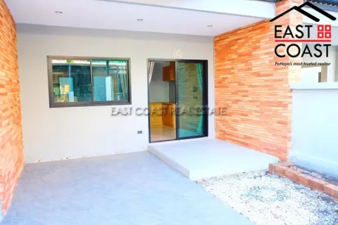 Casa de 2 dormitorios en Pattaya, Tailandia № 213488 - foto 3