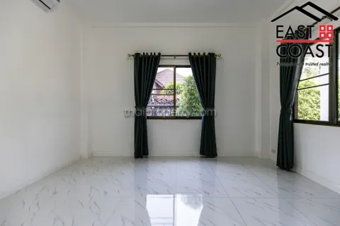 Casa de 3 dormitorios en Pattaya, Tailandia № 213492 - foto 21