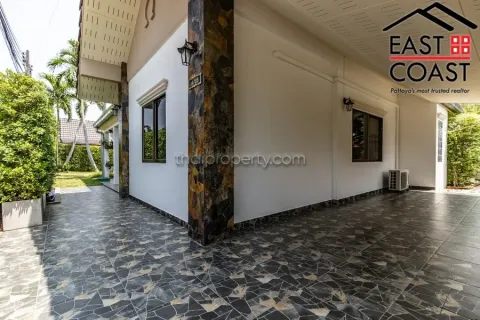 Casa de 3 dormitorios en Pattaya, Tailandia № 213492 - foto 9