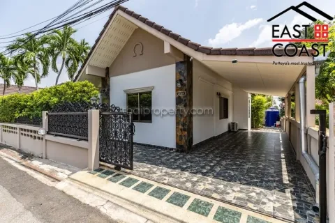 Casa de 3 dormitorios en Pattaya, Tailandia № 213492 - foto 8