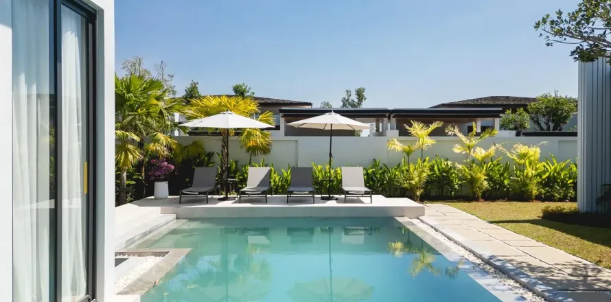 House in Bang Tao, Thailand 5 bedrooms № 153877