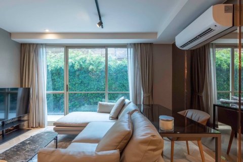 Condo in Bangkok, Thailand, 2 bedrooms  № 180745 - photo 6