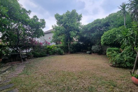 House in Bang Kapi, Bangkok, Thailand 4 bedrooms № 149891 - photo 5