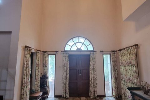 House in Bang Kapi, Bangkok, Thailand 4 bedrooms № 149891 - photo 9