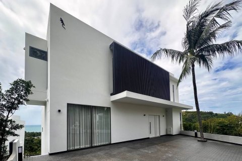 Villa in Ko Samui, Thailand 4 bedrooms № 149893 - photo 1