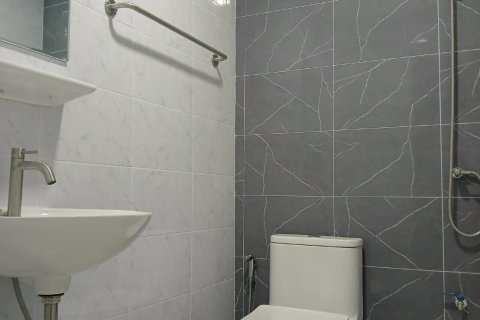 Townhouse in Khlong Luang, Thailand 3 bedrooms № 149892 - photo 11