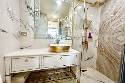 Condo à Pattaya, Thaïlande, 2 chambres  № 146081 - photo 9