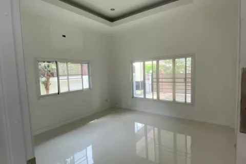 House in Pattaya, Thailand 3 bedrooms № 146076 - photo 13
