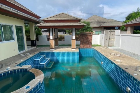 House in Pattaya, Thailand 3 bedrooms № 146076 - photo 8