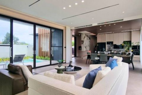 Villa in Pattaya, Thailand 4 bedrooms № 114488 - photo 3