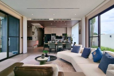 Villa in Pattaya, Thailand 4 bedrooms № 114488 - photo 2