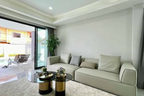 Вилла в Паттайе, Таиланд с 5 спальнями  № 114485 - фото 3