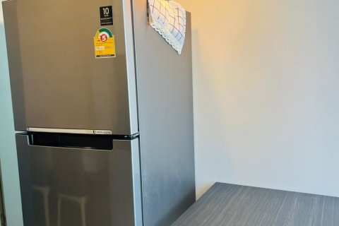 Студия в кондо в Клонг Тоэй, Бангкок, Таиланд № 153623 - фото 2