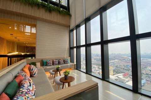 Студия в кондо в Клонг Тоэй, Бангкок, Таиланд № 153623 - фото 1