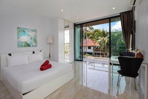 Villa in Phuket, Thailand 4 bedrooms № 163076 - photo 5