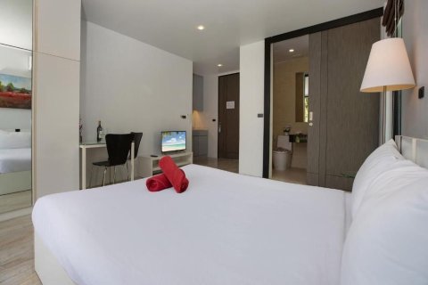 Villa in Phuket, Thailand 4 bedrooms № 163076 - photo 16